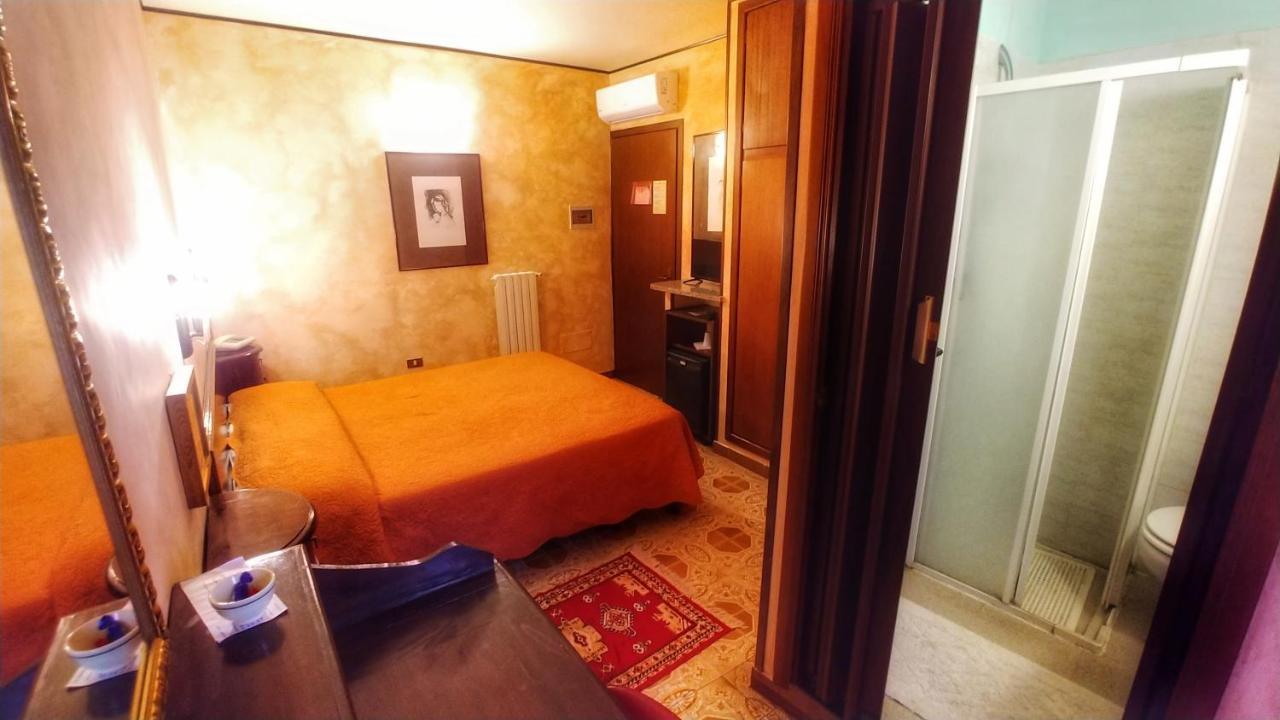 Hotel Centrale Viterbo Zewnętrze zdjęcie